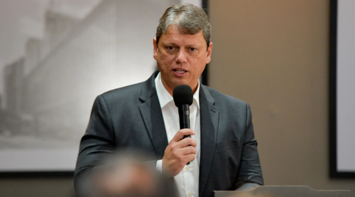 Saiba o Que Está Rolando com a PEC que Pode Tirar Bilhões da Educação em São Paulo