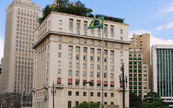 Vereadores de São Paulo e Rio lançam projeto contra a polêmica escala 6×1